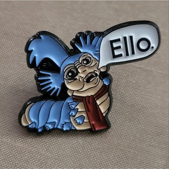 The Labyrinth Ello worm lapel pin - Picture 2 of 3